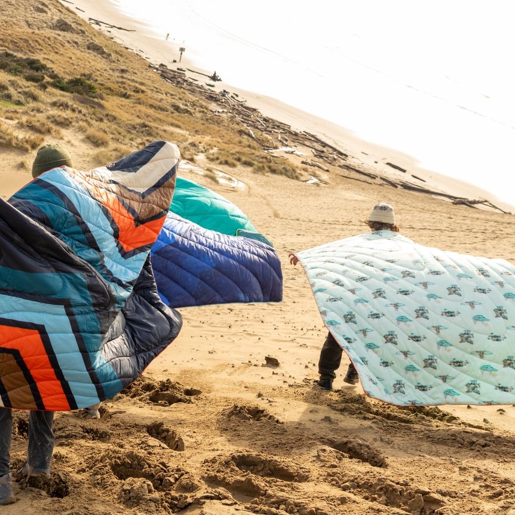 Original Puffy Blanket - Aqua Outer Banks - Image 11