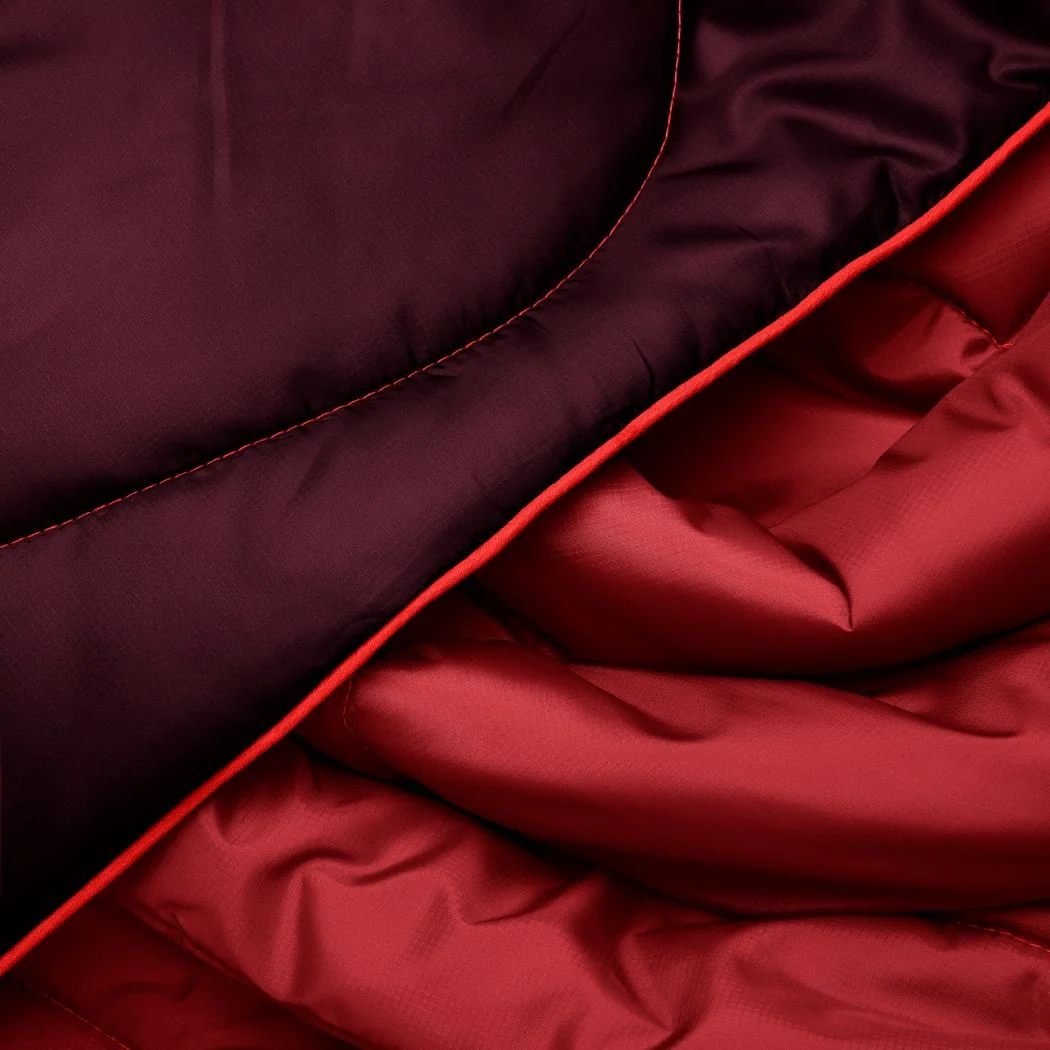 Original Puffy Blanket - Fig Cherry - Image 4