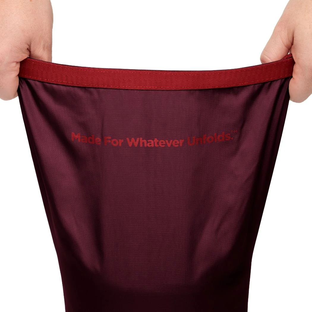 Original Puffy Blanket - Fig Cherry - Image 7