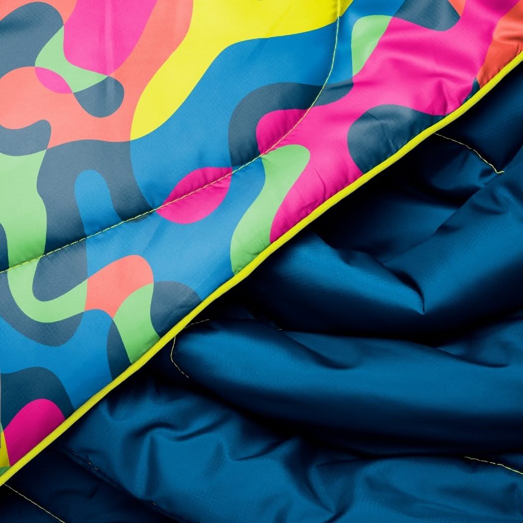 Original Puffy Blanket - Hyper Abstraction - Image 4