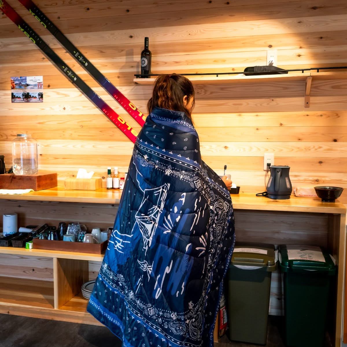 Original Puffy Blanket - Midnight Mesa Bandana - Image 11