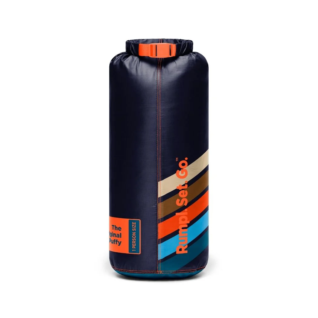 Original Puffy Blanket - Midnight Retro Stripes - Image 6