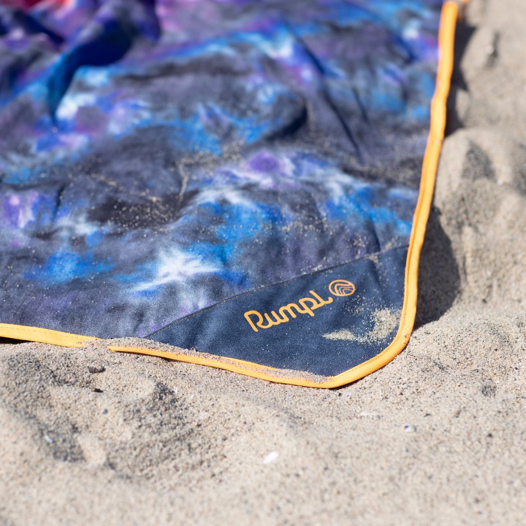 Tech Towel Tote - Tapestry Tie Dye - Image 10