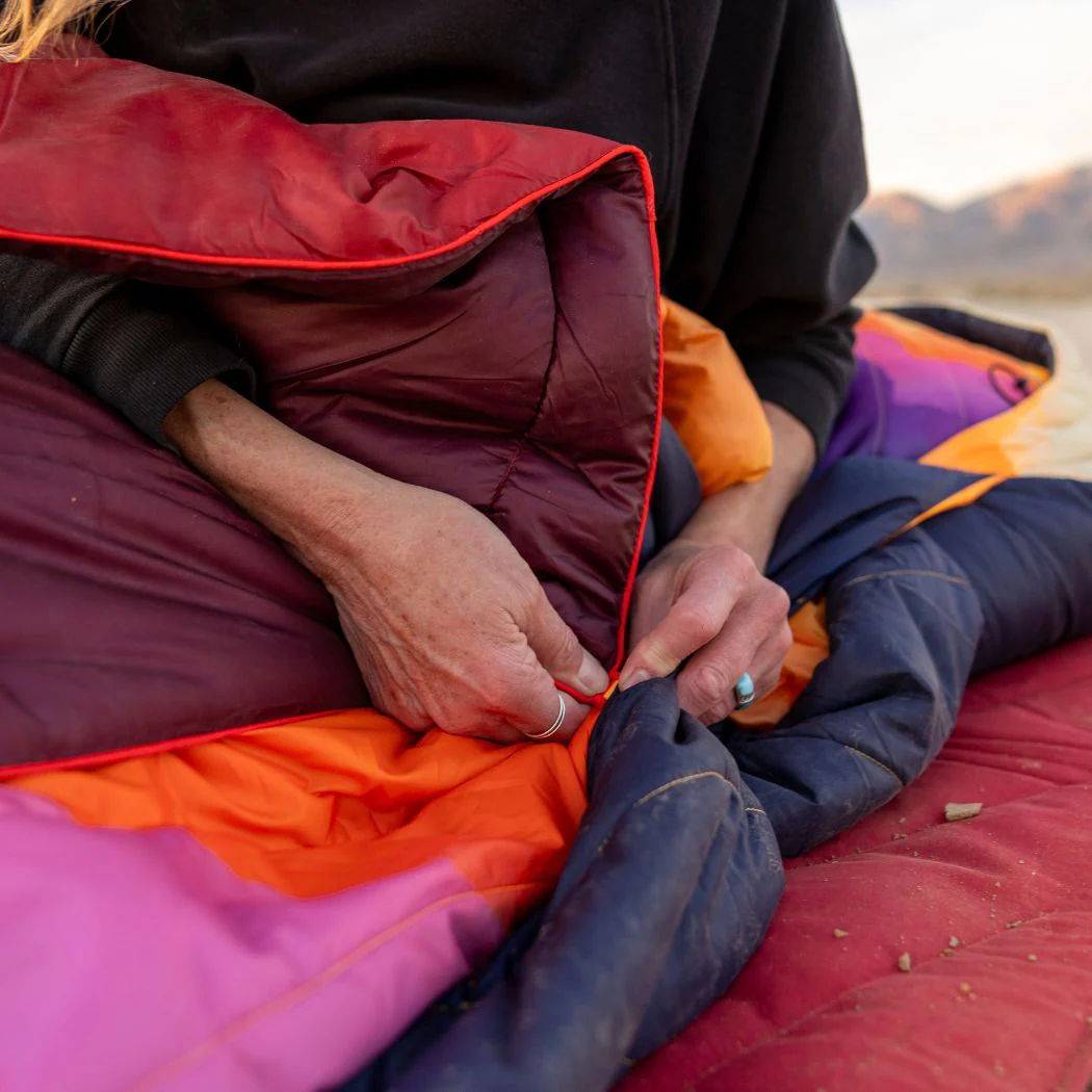 Wrap Sack 20° Sleeping Bag - Watercolor Glow - Image 7
